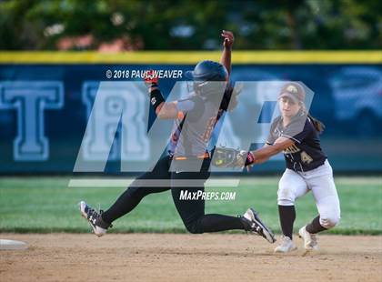Thumbnail 3 in Tunkhannock vs. Bethlehem Catholic (PIAA Class 4A Quarterfinal Playoff) photogallery.