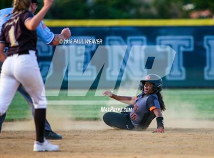 Thumbnail 2 in Tunkhannock vs. Bethlehem Catholic (PIAA Class 4A Quarterfinal Playoff) photogallery.