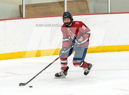 Thumbnail 3 in NW Wings Prep @ Dexter Southfield (Scrimmage) photogallery.