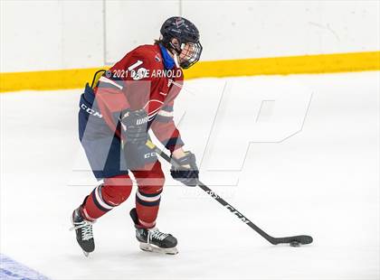 Thumbnail 2 in NW Wings Prep @ Dexter Southfield (Scrimmage) photogallery.