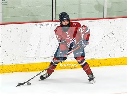 Thumbnail 3 in NW Wings Prep @ Dexter Southfield (Scrimmage) photogallery.