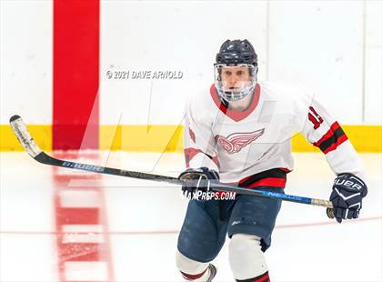 Thumbnail 2 in NW Wings Prep @ Dexter Southfield (Scrimmage) photogallery.