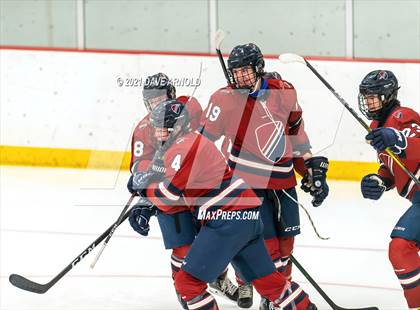 Thumbnail 3 in NW Wings Prep @ Dexter Southfield (Scrimmage) photogallery.
