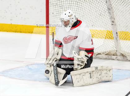 Thumbnail 1 in NW Wings Prep @ Dexter Southfield (Scrimmage) photogallery.