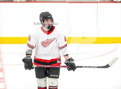 Thumbnail 1 in NW Wings Prep @ Dexter Southfield (Scrimmage) photogallery.
