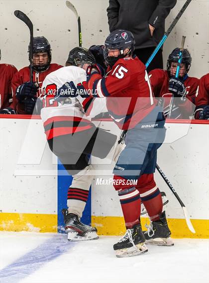 Thumbnail 3 in NW Wings Prep @ Dexter Southfield (Scrimmage) photogallery.