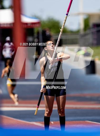 Thumbnail 2 in West Coast Relays  photogallery.