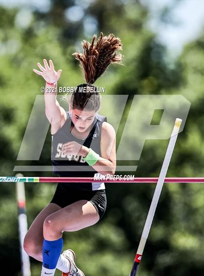 Thumbnail 1 in West Coast Relays  photogallery.
