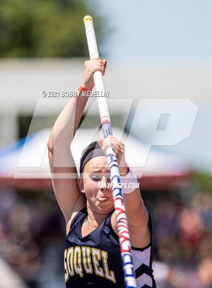 Thumbnail 1 in West Coast Relays  photogallery.