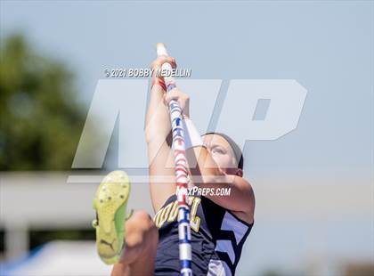 Thumbnail 2 in West Coast Relays  photogallery.