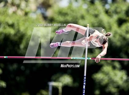 Thumbnail 2 in West Coast Relays  photogallery.