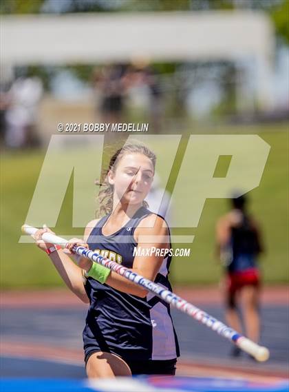 Thumbnail 1 in West Coast Relays  photogallery.