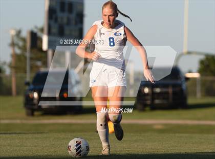 Thumbnail 3 in Oologah vs. Casady (OSSAA 3A Semifinal) photogallery.