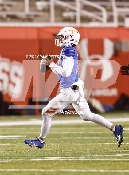 Thumbnail 1 in Timpview vs Bountiful (UHSAA 5A Final) photogallery.