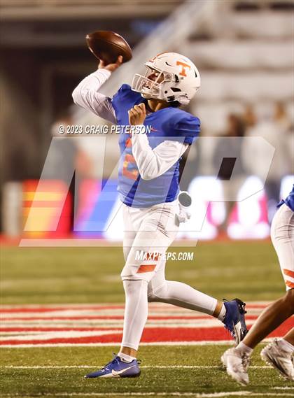 Thumbnail 3 in Timpview vs Bountiful (UHSAA 5A Final) photogallery.