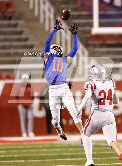 Thumbnail 2 in Timpview vs Bountiful (UHSAA 5A Final) photogallery.
