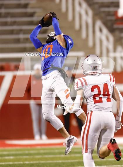 Thumbnail 1 in Timpview vs Bountiful (UHSAA 5A Final) photogallery.