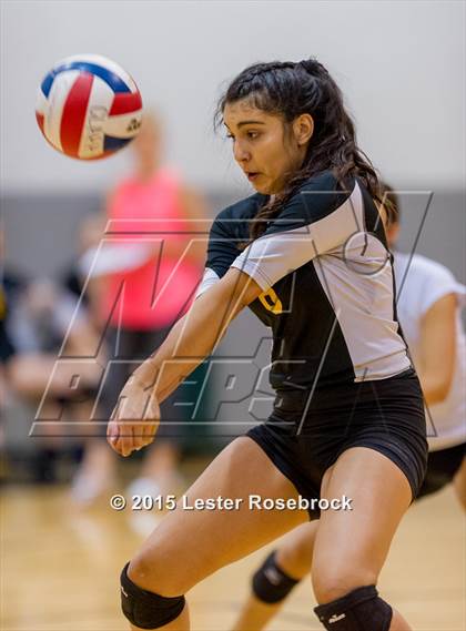 Thumbnail 2 in Brennan vs Clark JV photogallery.