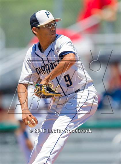Thumbnail 1 in El Campo vs. Hidalgo (4A Regional Final) photogallery.