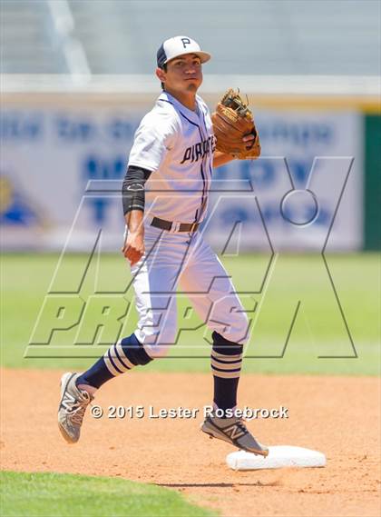 Thumbnail 2 in El Campo vs. Hidalgo (4A Regional Final) photogallery.