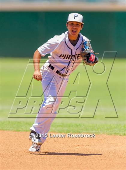 Thumbnail 3 in El Campo vs. Hidalgo (4A Regional Final) photogallery.
