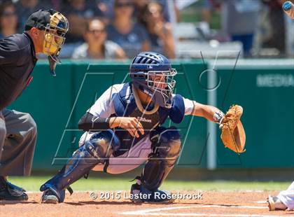Thumbnail 3 in El Campo vs. Hidalgo (4A Regional Final) photogallery.
