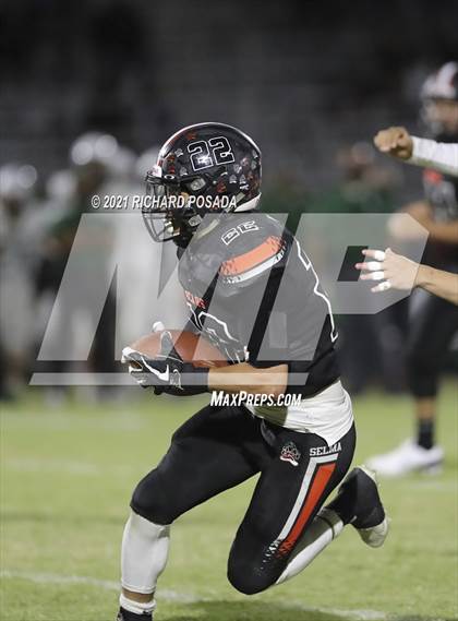 Thumbnail 1 in Dinuba @ Selma photogallery.