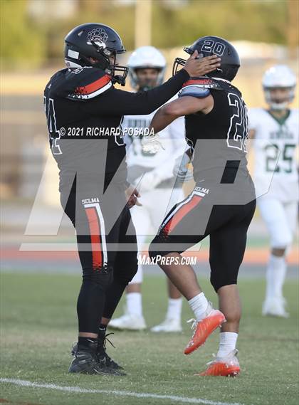 Thumbnail 3 in Dinuba @ Selma photogallery.
