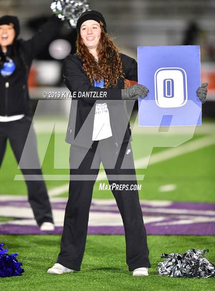 Thumbnail 3 in Collinsville vs. Wolfe City (UIL 2A Division 1 Region 2 Bidistrict) photogallery.