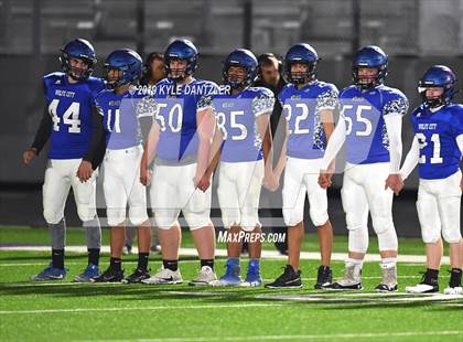 Thumbnail 3 in Collinsville vs. Wolfe City (UIL 2A Division 1 Region 2 Bidistrict) photogallery.