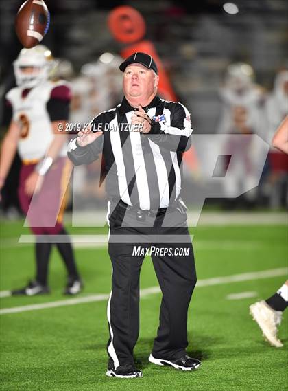 Thumbnail 3 in Collinsville vs. Wolfe City (UIL 2A Division 1 Region 2 Bidistrict) photogallery.