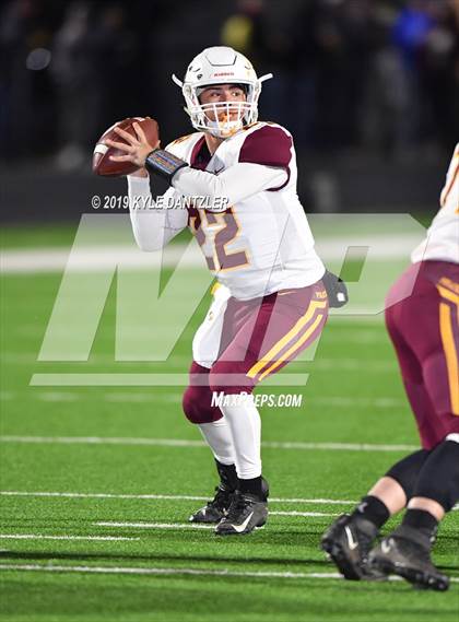 Thumbnail 2 in Collinsville vs. Wolfe City (UIL 2A Division 1 Region 2 Bidistrict) photogallery.