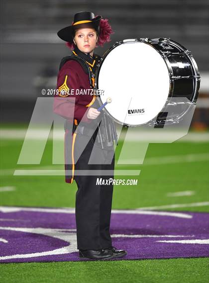 Thumbnail 2 in Collinsville vs. Wolfe City (UIL 2A Division 1 Region 2 Bidistrict) photogallery.