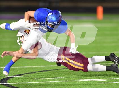 Thumbnail 3 in Collinsville vs. Wolfe City (UIL 2A Division 1 Region 2 Bidistrict) photogallery.