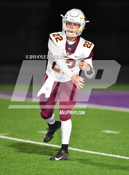 Thumbnail 2 in Collinsville vs. Wolfe City (UIL 2A Division 1 Region 2 Bidistrict) photogallery.