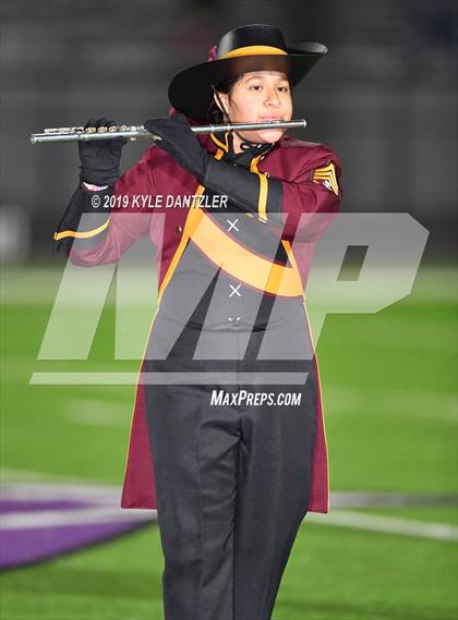 Thumbnail 3 in Collinsville vs. Wolfe City (UIL 2A Division 1 Region 2 Bidistrict) photogallery.