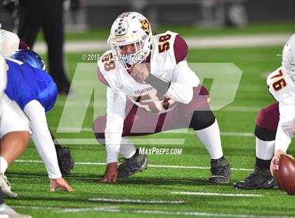 Thumbnail 1 in Collinsville vs. Wolfe City (UIL 2A Division 1 Region 2 Bidistrict) photogallery.