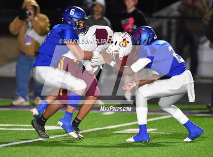 Thumbnail 3 in Collinsville vs. Wolfe City (UIL 2A Division 1 Region 2 Bidistrict) photogallery.