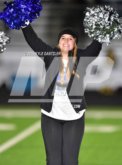 Thumbnail 3 in Collinsville vs. Wolfe City (UIL 2A Division 1 Region 2 Bidistrict) photogallery.