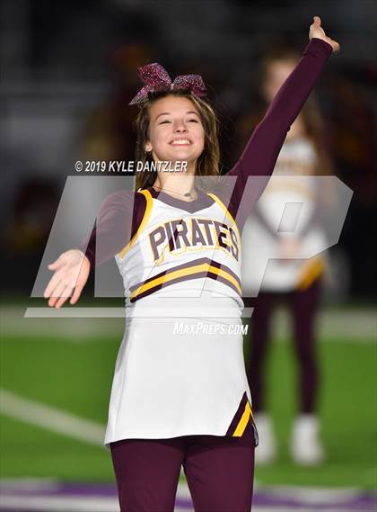 Thumbnail 2 in Collinsville vs. Wolfe City (UIL 2A Division 1 Region 2 Bidistrict) photogallery.
