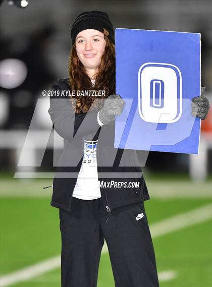 Thumbnail 2 in Collinsville vs. Wolfe City (UIL 2A Division 1 Region 2 Bidistrict) photogallery.