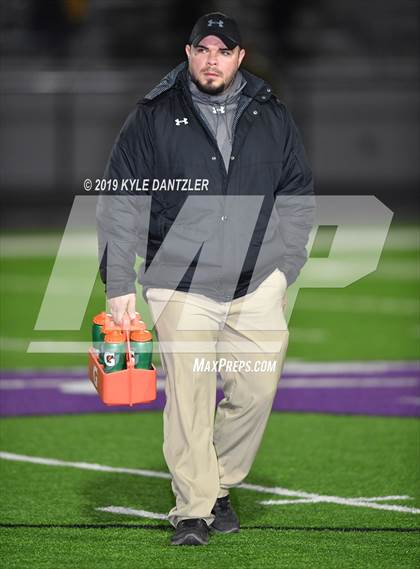 Thumbnail 1 in Collinsville vs. Wolfe City (UIL 2A Division 1 Region 2 Bidistrict) photogallery.
