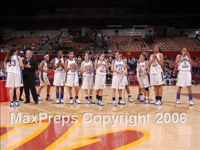 Thumbnail 2 in Yosemite vs. Bishop Amat (CIF SoCal D3 Final) photogallery.