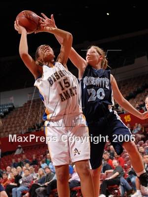 Thumbnail 3 in Yosemite vs. Bishop Amat (CIF SoCal D3 Final) photogallery.