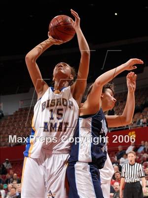 Thumbnail 2 in Yosemite vs. Bishop Amat (CIF SoCal D3 Final) photogallery.