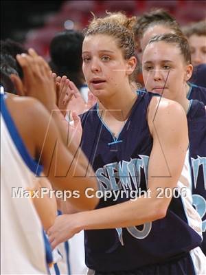 Thumbnail 1 in Yosemite vs. Bishop Amat (CIF SoCal D3 Final) photogallery.