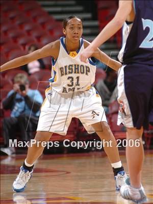 Thumbnail 2 in Yosemite vs. Bishop Amat (CIF SoCal D3 Final) photogallery.