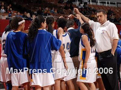 Thumbnail 3 in Yosemite vs. Bishop Amat (CIF SoCal D3 Final) photogallery.