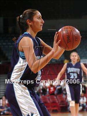 Thumbnail 3 in Yosemite vs. Bishop Amat (CIF SoCal D3 Final) photogallery.