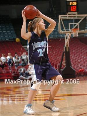 Thumbnail 1 in Yosemite vs. Bishop Amat (CIF SoCal D3 Final) photogallery.